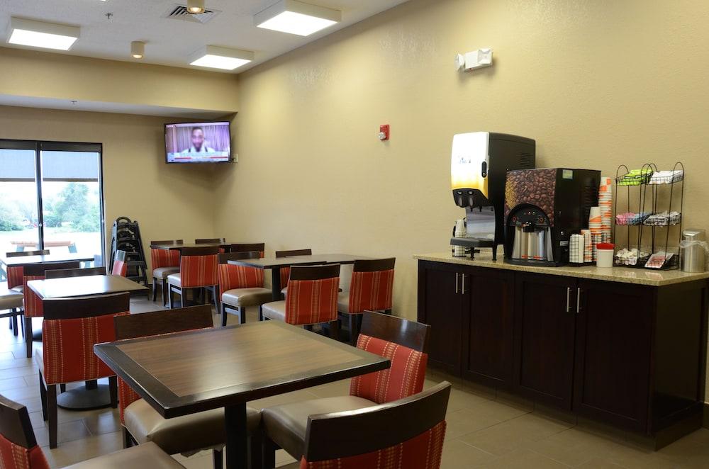 Comfort Inn & Suites Cave City Kültér fotó